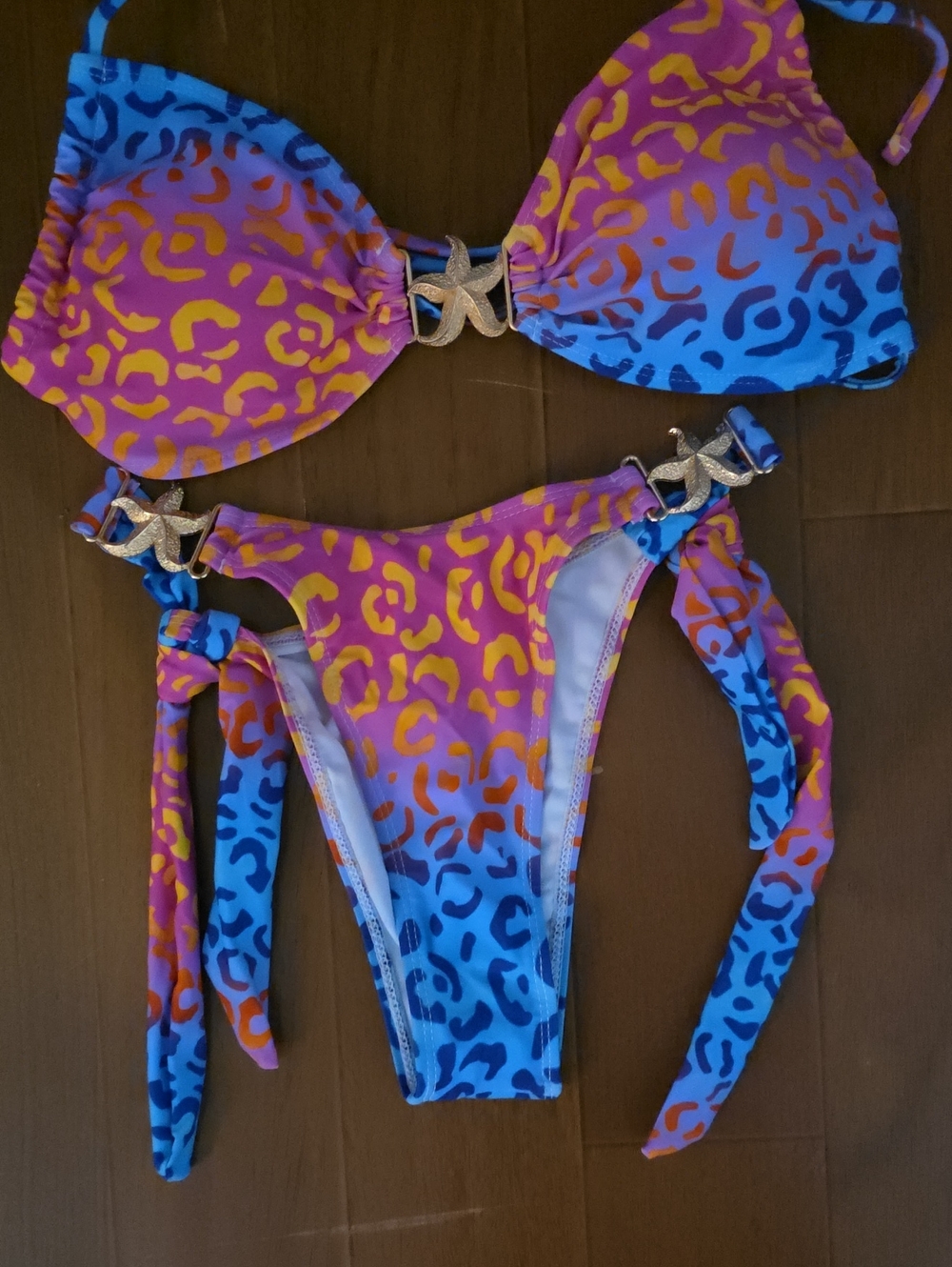 Vibrant Ombre Leopard Print Bikini Set with Starfish Accents